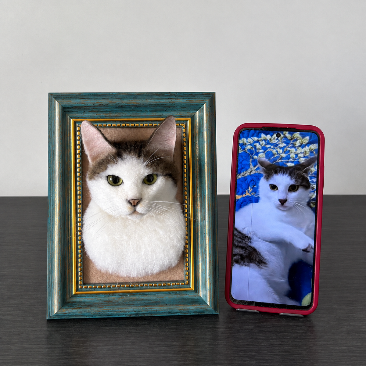 Custom Wool-Felt Cat Portrait Frame