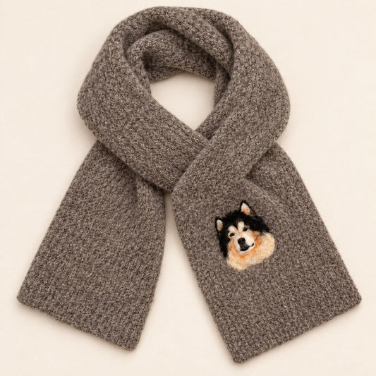 Custom wool-felt pet portrait scarf with gray husky